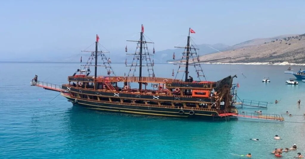 Boat Trip to Krorëz Bay